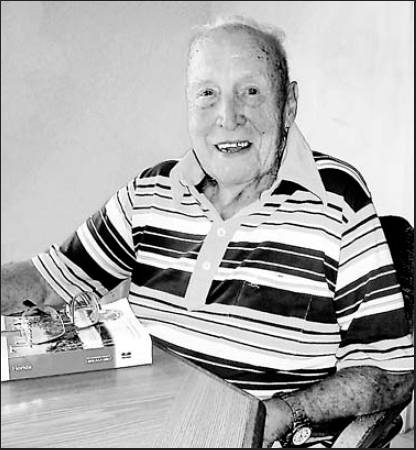Lt. j.g. Vernon Martens served in Marine legend "Chesty" Puller's battalion during the battles for Guadalcanal and New Briton in the Pacific during World War II. Sun photo by Don Moore