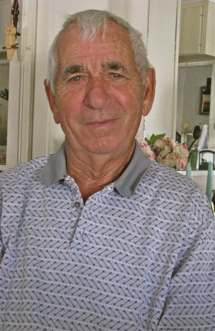 Don Ramsdell remembers his older brother, Bob, as "someone special." Sun photo by Don Moore